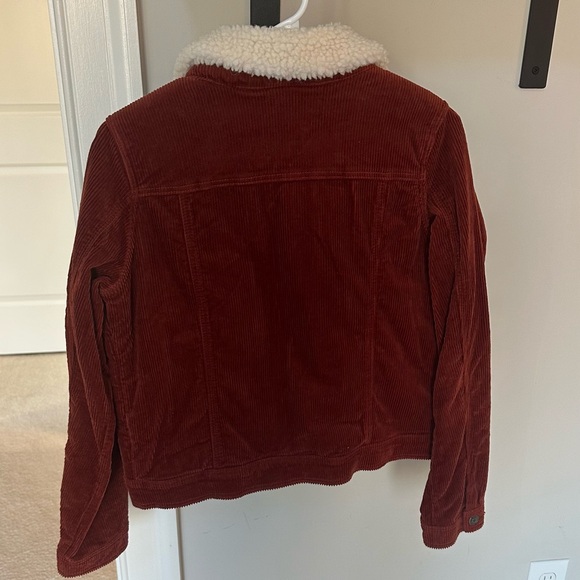 Red Sherpa coat - Picture 3 of 3